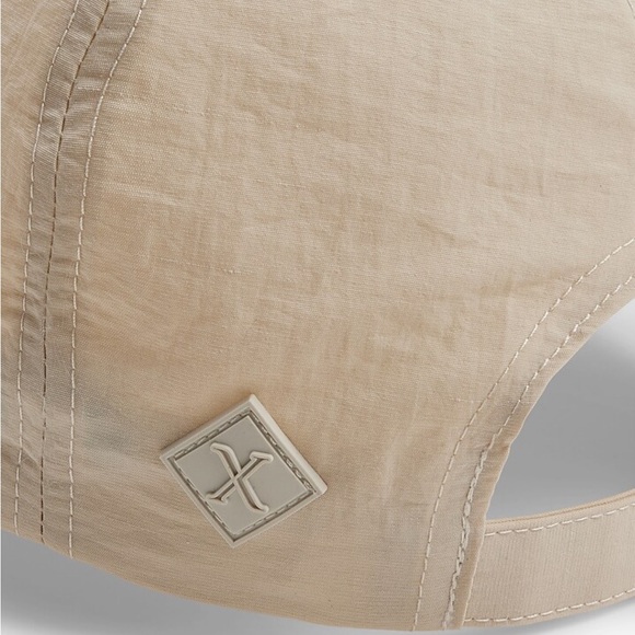 Express Hat - Picture 3 of 3